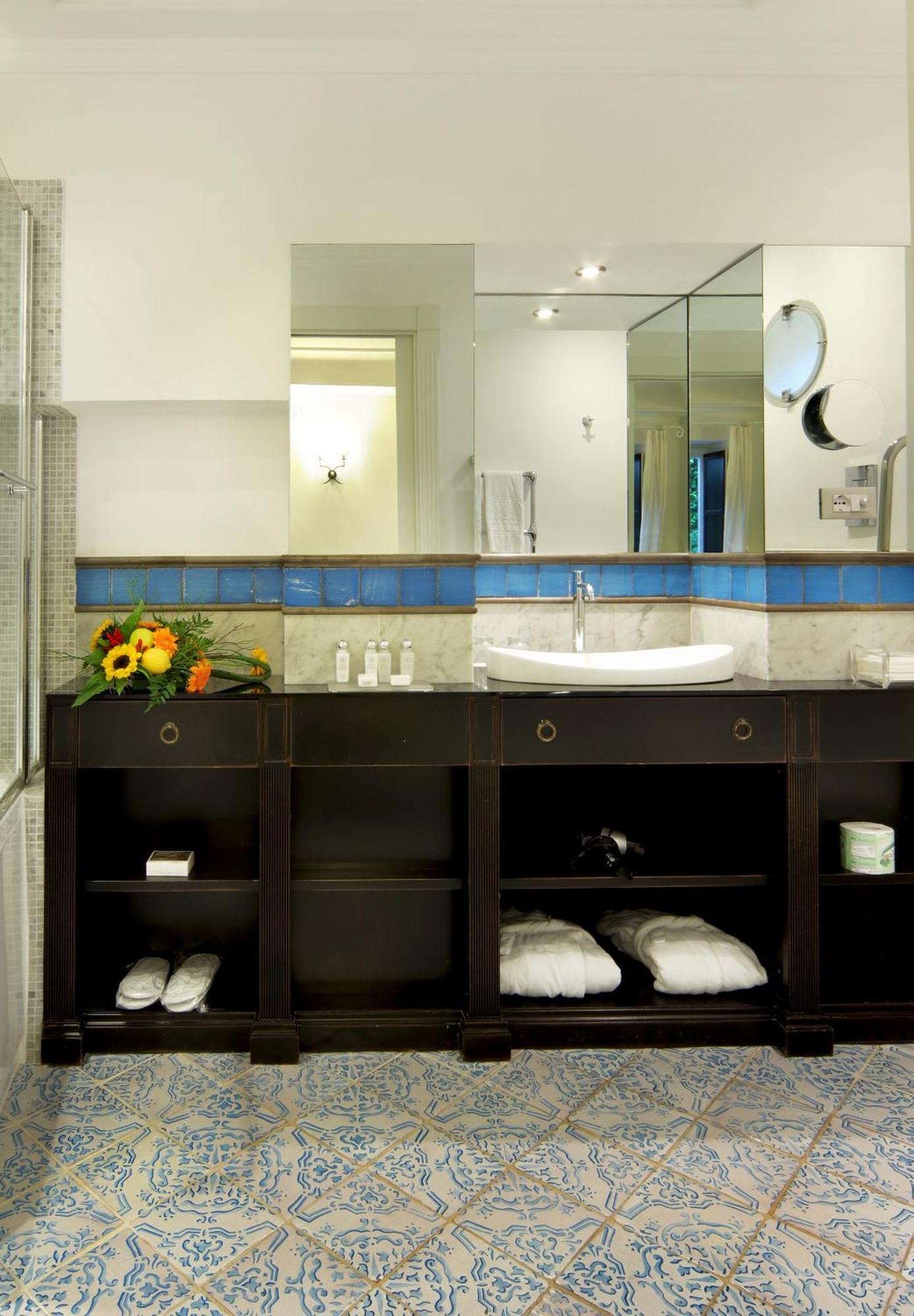 Villa Athena Resort Agrigento Oda fotoğraf Bathroom