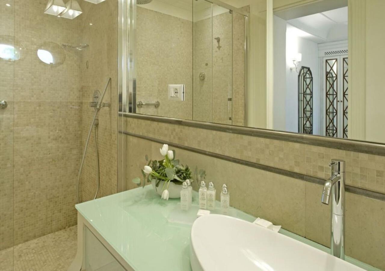 Villa Athena Resort Agrigento Oda fotoğraf Bathroom