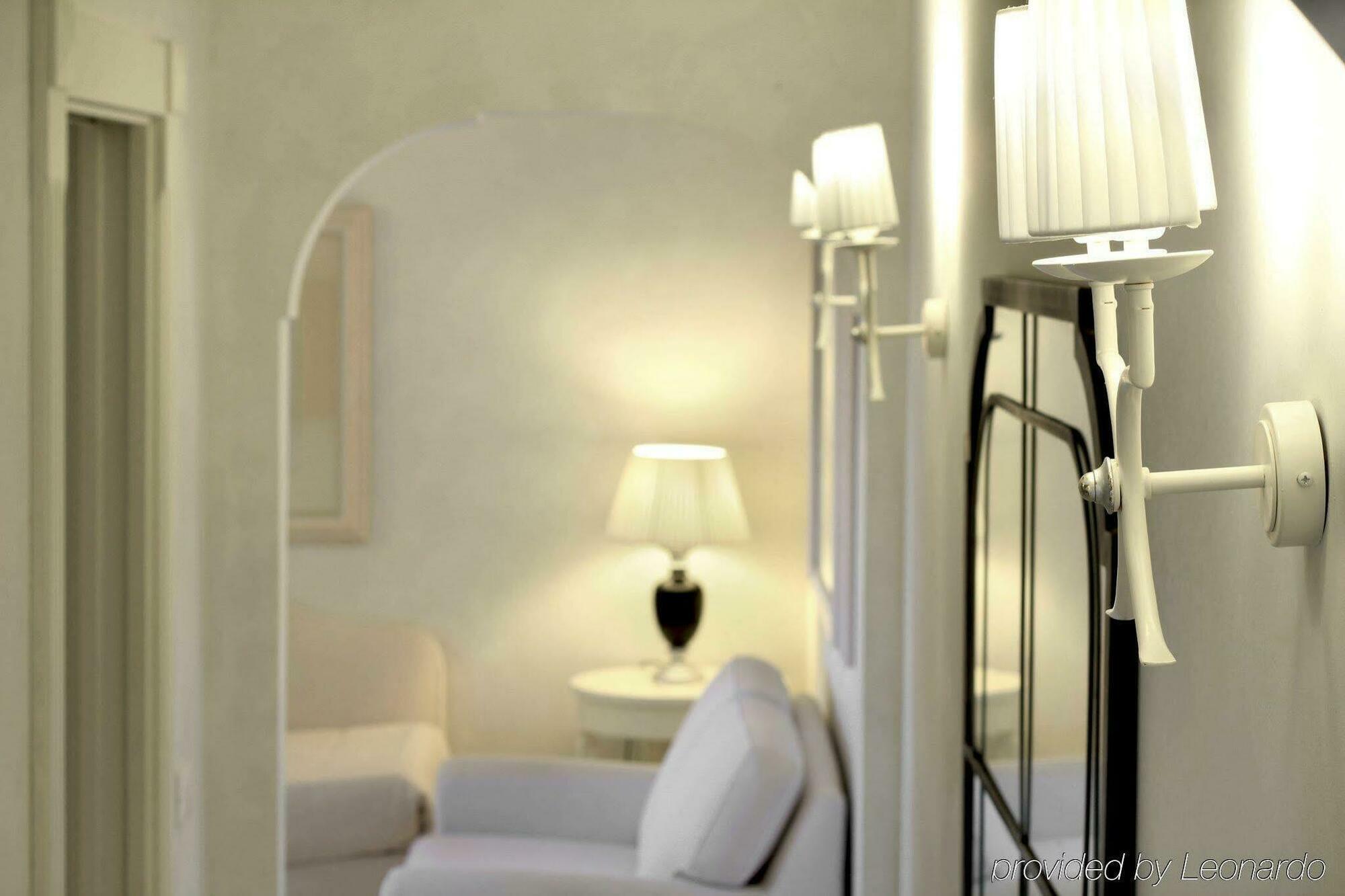 Villa Athena Resort Agrigento Dış mekan fotoğraf A room at the hotel